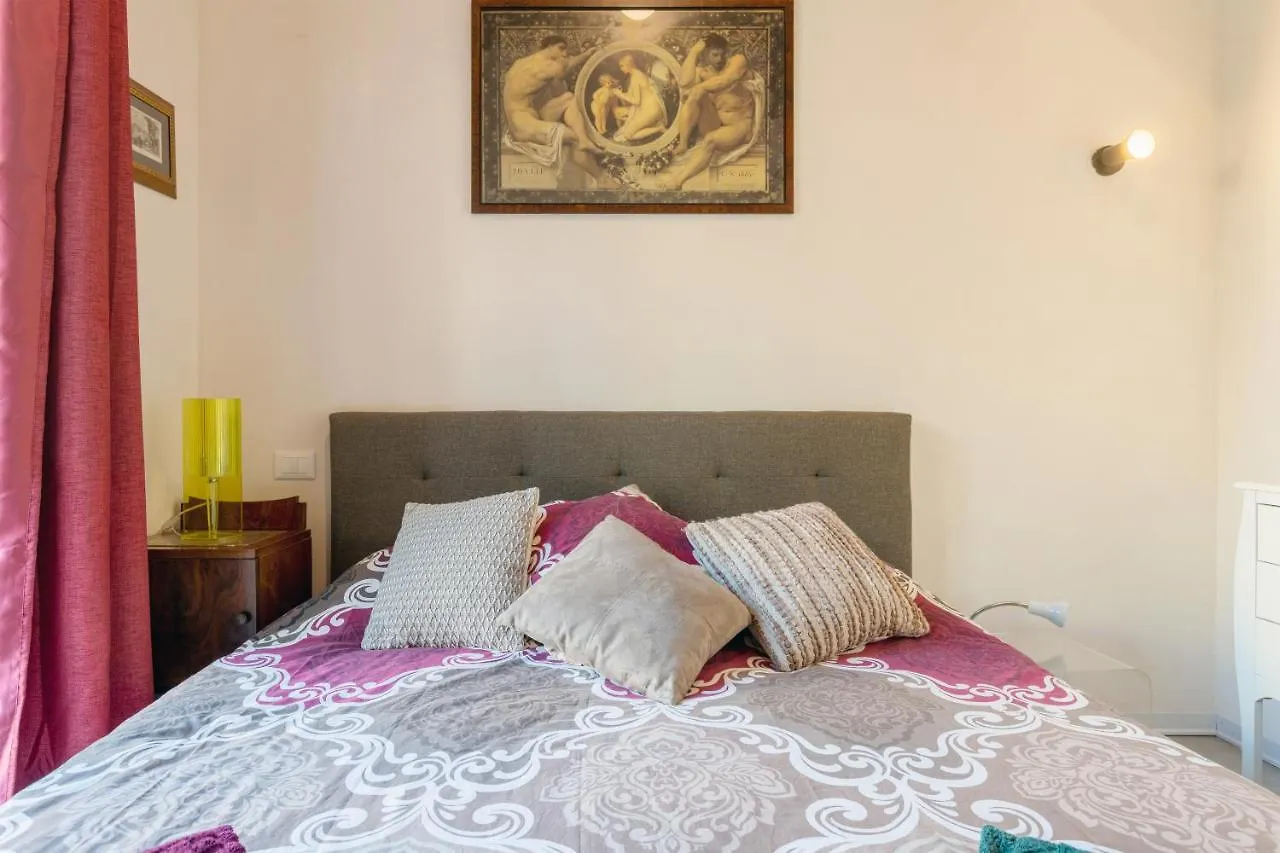 Arimatea Accommodations Palermo Italien