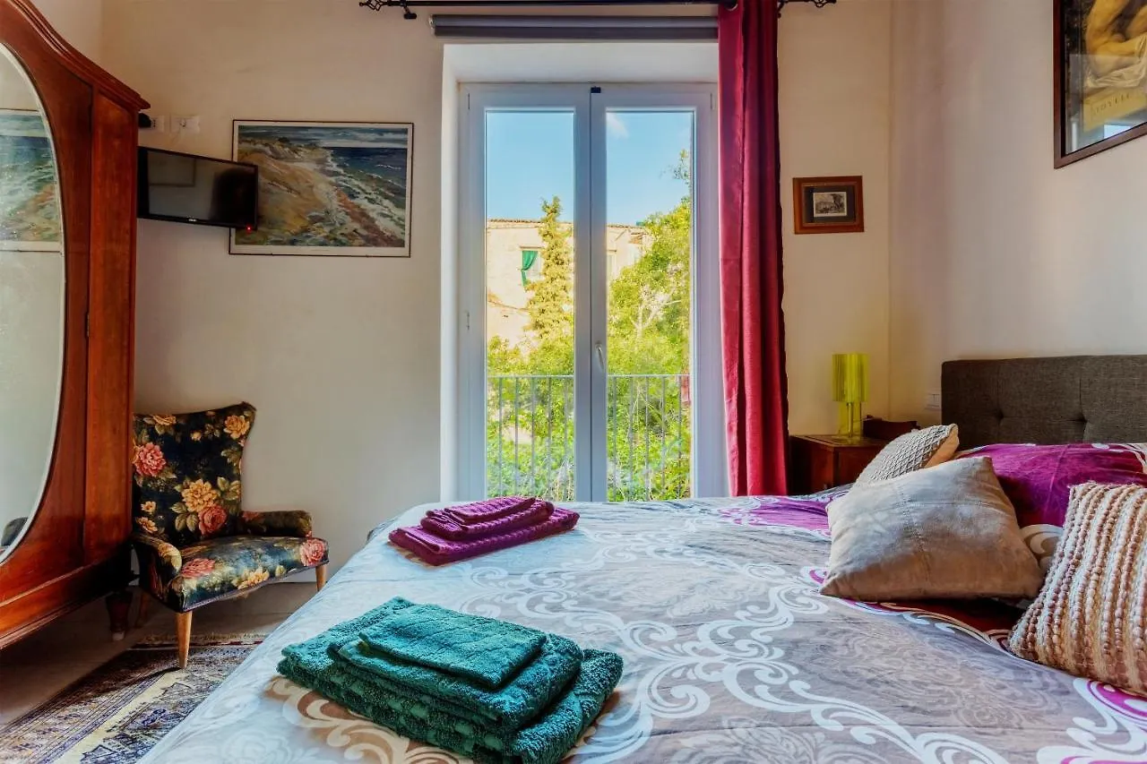 *** Gasthof Arimatea Accommodations Palermo Italien