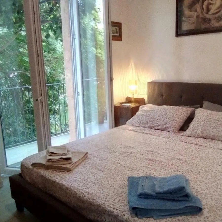 Arimatea Accommodations Palermo Italien