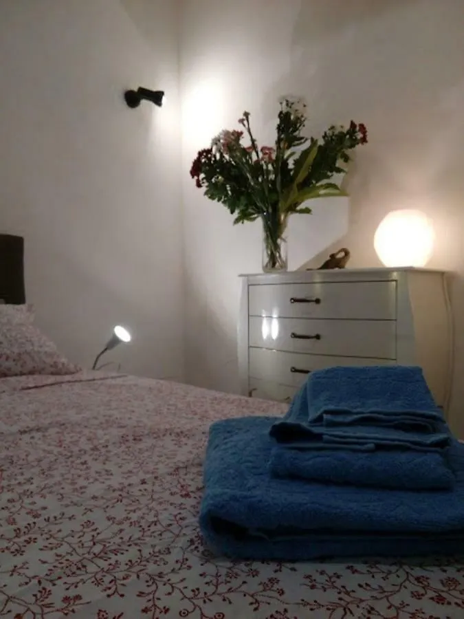 Konukevi Arimatea Accommodations Palermo
