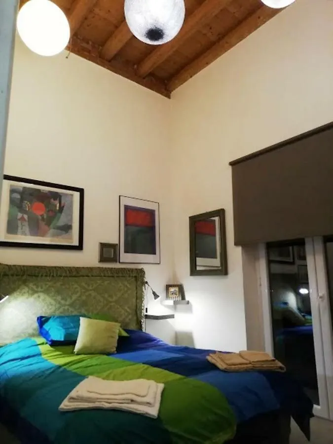 Konukevi Arimatea Accommodations Palermo