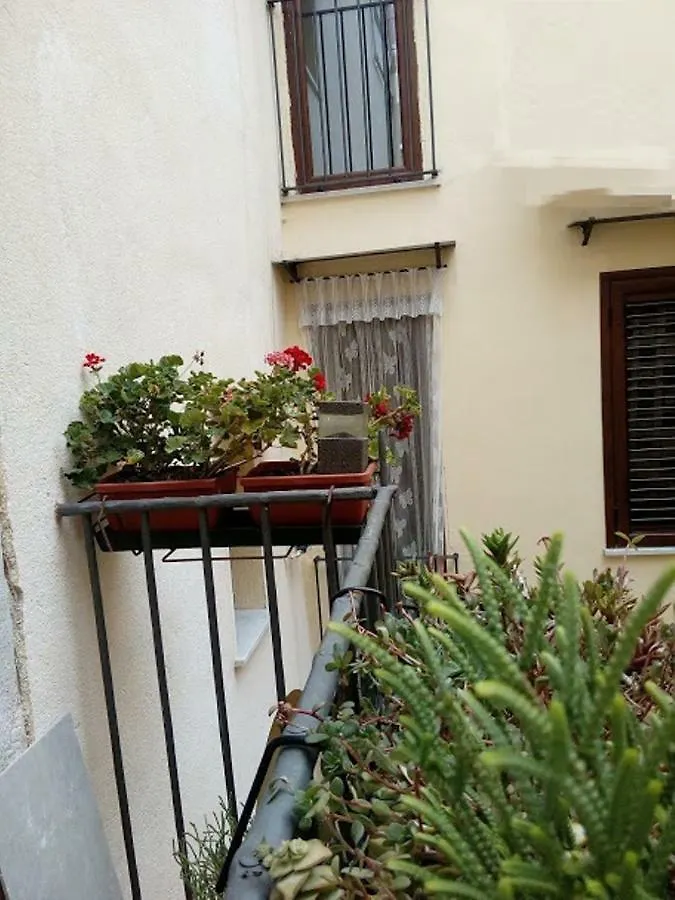 *** Gasthuis Arimatea Accommodations Palermo Italië